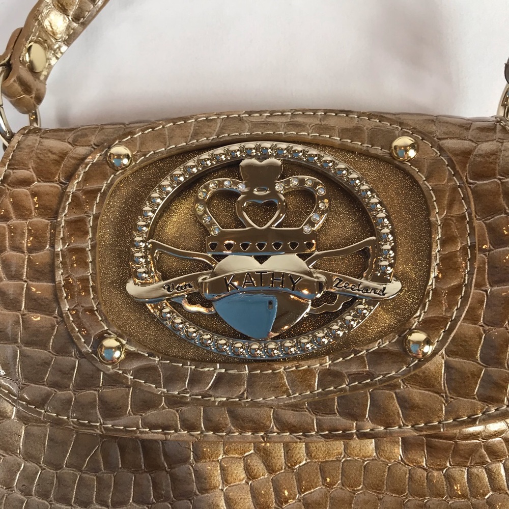 Kathy Van Zeeland Crossbody Purse & Wallet Set - Picture 2 of 8